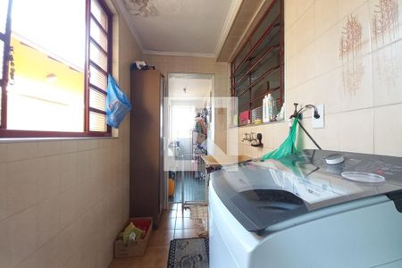 Casa à venda com 264m², 4 quartos e 2 vagasÁrea de Serviço