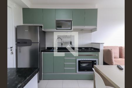 Sala/Cozinha de apartamento para alugar com 2 quartos, 33m² em Jardim Celeste, São Paulo