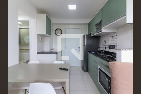 Sala/Cozinha de apartamento para alugar com 2 quartos, 33m² em Jardim Celeste, São Paulo