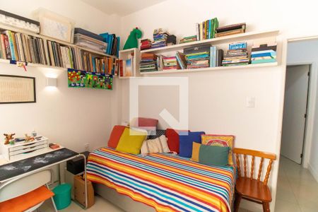 Quarto  de apartamento à venda com 2 quartos, 75m² em Icaraí, Niterói