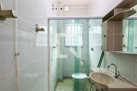 Banheiro de kitnet/studio para alugar com 0 quarto, 24m² em Boqueirão, Praia Grande