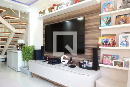 Sala 1 de casa de condomínio à venda com 3 quartos, 132m² em Pechincha, Rio de Janeiro