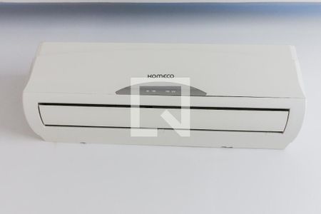 Sala de casa para alugar com 3 quartos, 400m² em Vila Gomes, São Paulo