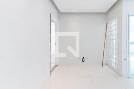 Sala de casa para alugar com 3 quartos, 400m² em Vila Gomes, São Paulo