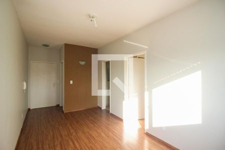 Sala de apartamento para alugar com 1 quarto, 45m² em Partenon, Porto Alegre