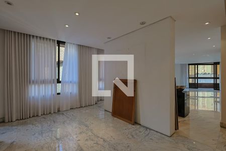 Sala 2 de apartamento à venda com 2 quartos, 237m² em Lourdes, Belo Horizonte