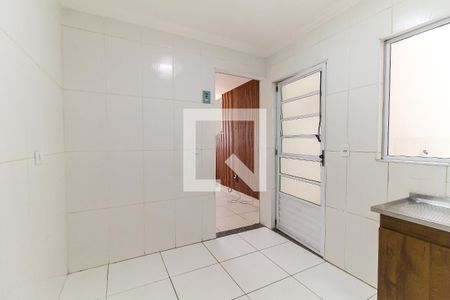 Cozinha de casa de condomínio à venda com 2 quartos, 98m² em Itaquera, São Paulo
