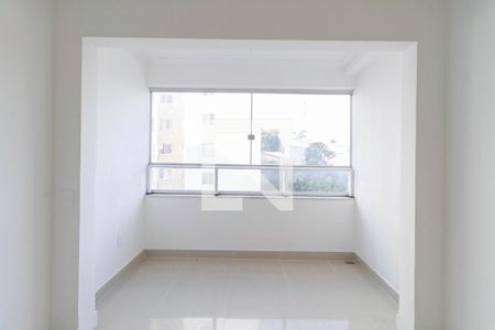 Sala de apartamento para alugar com 3 quartos, 65m² em Planalto, Belo Horizonte