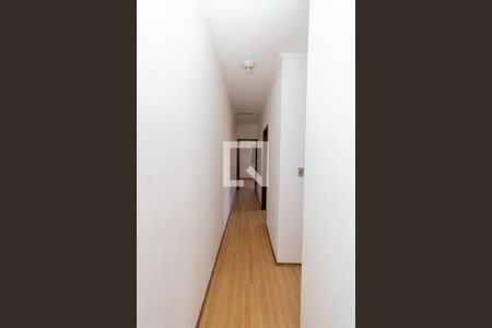 Corredor - Quartos de casa para alugar com 3 quartos, 125m² em Jardim Virginia Bianca, São Paulo