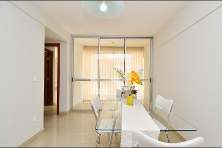 Sala Ambientes de apartamento à venda com 2 quartos, 60m² em Sagrada Família, Belo Horizonte