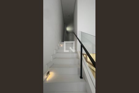 Escada de casa de condomínio à venda com 3 quartos, 210m² em Vila José Iório, Campinas