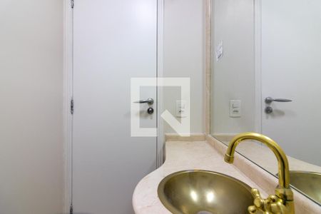 Lavabo de apartamento à venda com 4 quartos, 147m² em Moema, São Paulo