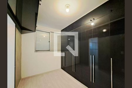 Quarto de apartamento para alugar com 4 quartos, 210m² em Buritis, Belo Horizonte