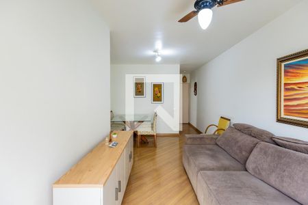 Sala  de apartamento para alugar com 3 quartos, 78m² em Vila Sofia, São Paulo