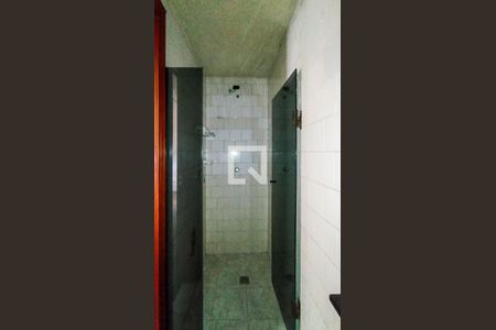 Banheiro de apartamento à venda com 3 quartos, 69m² em Camaquã, Porto Alegre