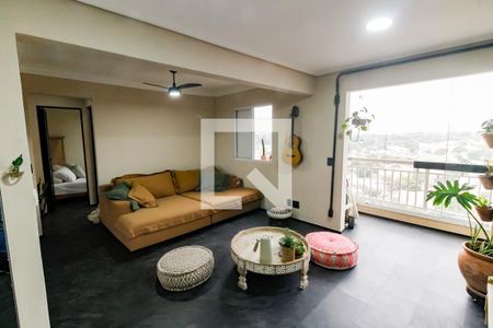 Sala de apartamento para alugar com 1 quarto, 54m² em Jardim Caner, Taboão da Serra