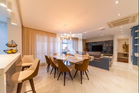 Sala de apartamento à venda com 2 quartos, 162m² em Vila Gilda, Santo André