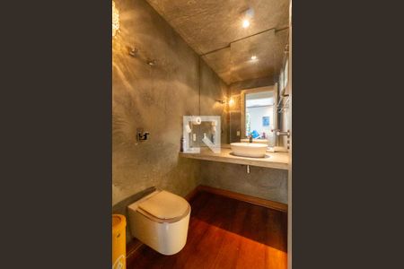 Lavabo de casa à venda com 3 quartos, 318m² em Butantã, São Paulo