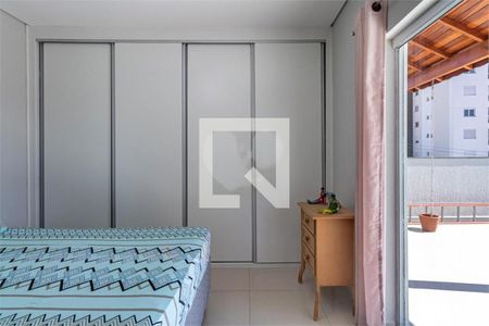 Casa à venda com 4 quartos, 252m² em Vila Dom Pedro II, São Paulo