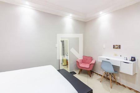 Quarto 1 de casa à venda com 4 quartos, 200m² em Jardim das Flores, Osasco