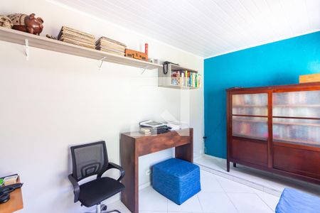 Escritório de casa à venda com 4 quartos, 200m² em Jardim das Flores, Osasco