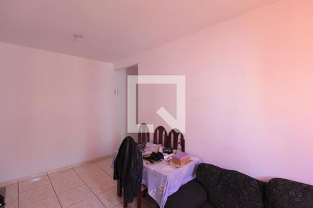Sala de apartamento para alugar com 2 quartos, 70m² em Heliópolis, Belo Horizonte