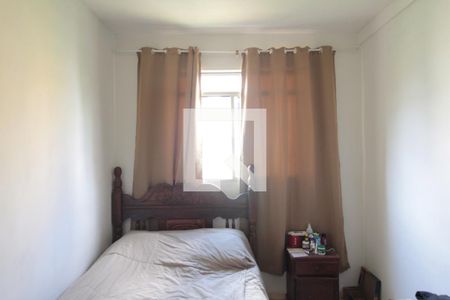 Quarto 1 de apartamento para alugar com 2 quartos, 70m² em Heliópolis, Belo Horizonte