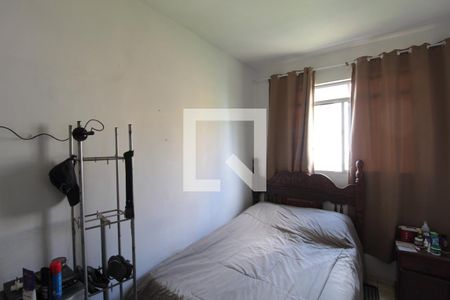 Quarto 1 de apartamento para alugar com 2 quartos, 70m² em Heliópolis, Belo Horizonte