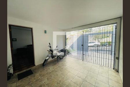 Garagem de casa à venda com 1 quarto, 75m² em Jardim Santa Mena, Guarulhos
