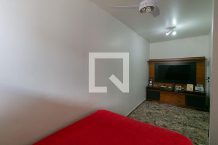 Quarto 1 de casa para alugar com 3 quartos, 240m² em Vila Cloris, Belo Horizonte