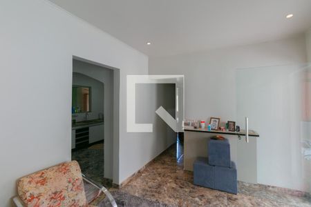 Sala de casa para alugar com 3 quartos, 240m² em Vila Cloris, Belo Horizonte