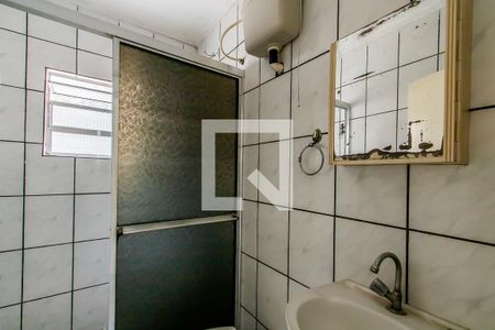 Banheiro Social de casa à venda com 1 quarto, 150m² em Vila Nhocuné, São Paulo