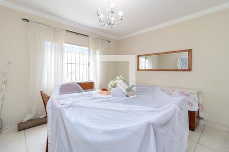 Sala de casa à venda com 4 quartos, 191m² em Jardim São Luís, São Paulo