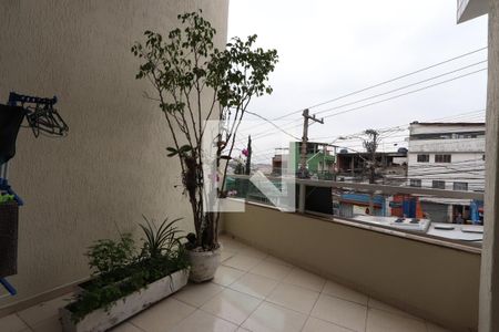 Varanda de casa para alugar com 4 quartos, 250m² em Vila Bancaria, São Paulo