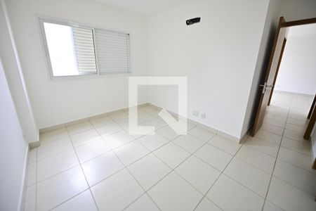 Quarto 2 de apartamento para alugar com 2 quartos, 76m² em Residencial Celina Park, Goiânia