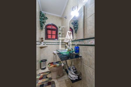 Lavabo de casa para alugar com 3 quartos, 180m² em Jardim dos Camargos, Barueri
