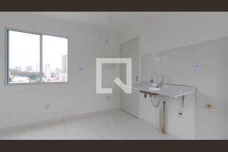 Sala/Cozinha de apartamento à venda com 2 quartos, 37m² em Cidade Patriarca, São Paulo
