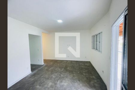 Quarto 1 de casa para alugar com 4 quartos, 263m² em Parque Continental Ii, Guarulhos