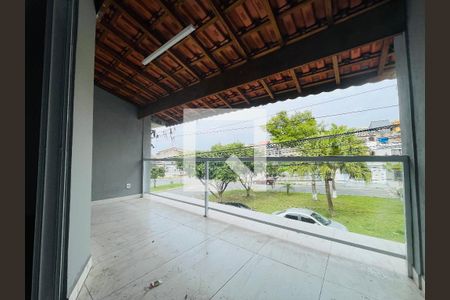 Sacada de casa para alugar com 4 quartos, 263m² em Parque Continental Ii, Guarulhos