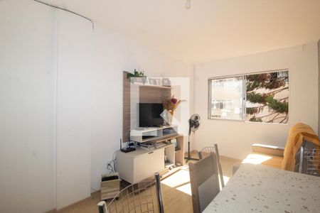 Sala de apartamento para alugar com 1 quarto, 42m² em Santa Tereza, Porto Alegre
