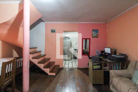 Sala de casa à venda com 2 quartos, 88m² em Vila Carmosina, São Paulo