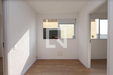 Sala de apartamento para alugar com 2 quartos, 33m² em Parque São Lourenço, São Paulo