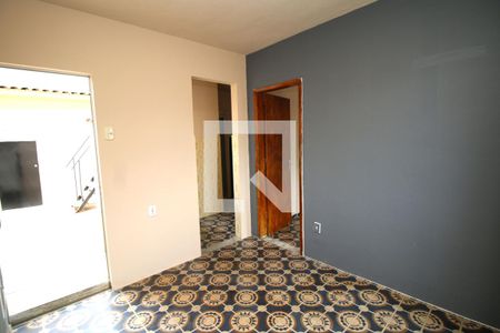 Sala de apartamento para alugar com 1 quarto, 36m² em Cordovil, Rio de Janeiro