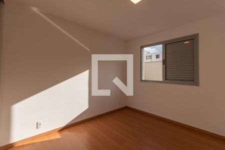 Suíte de apartamento para alugar com 2 quartos, 155m² em Liberdade, Belo Horizonte