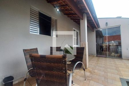 Fachada do Prédio de casa à venda com 3 quartos, 80m² em Parque Jambeiro, Campinas