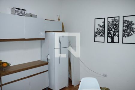 Sala/Cozinha de casa para alugar com 1 quarto, 27m² em Jardim Nova Cotia, Cotia