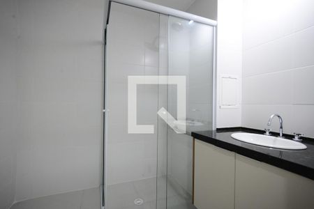 Banheiro de kitnet/studio para alugar com 1 quarto, 25m² em Ipiranga, São Paulo