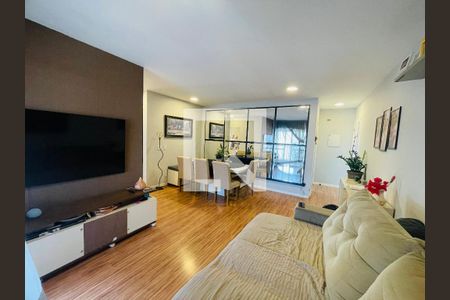 Sala de apartamento para alugar com 4 quartos, 106m² em Jardim Flor da Montanha, Guarulhos