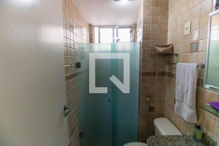 Banheiro de apartamento à venda com 2 quartos, 55m² em Fonseca, Niterói