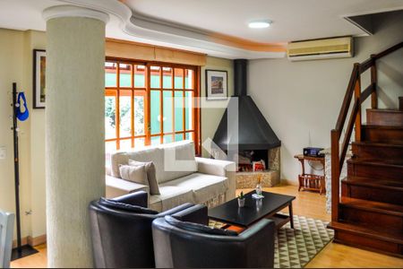 Sala de casa de condomínio à venda com 3 quartos, 215m² em Santa Tereza, Porto Alegre